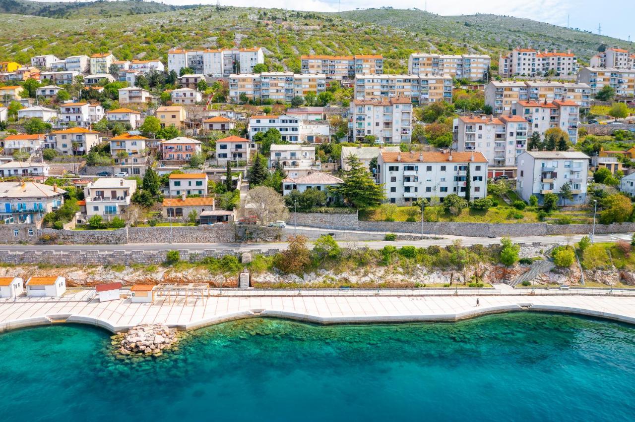 Apartments By The Beach Adela Senj سينج المظهر الخارجي الصورة