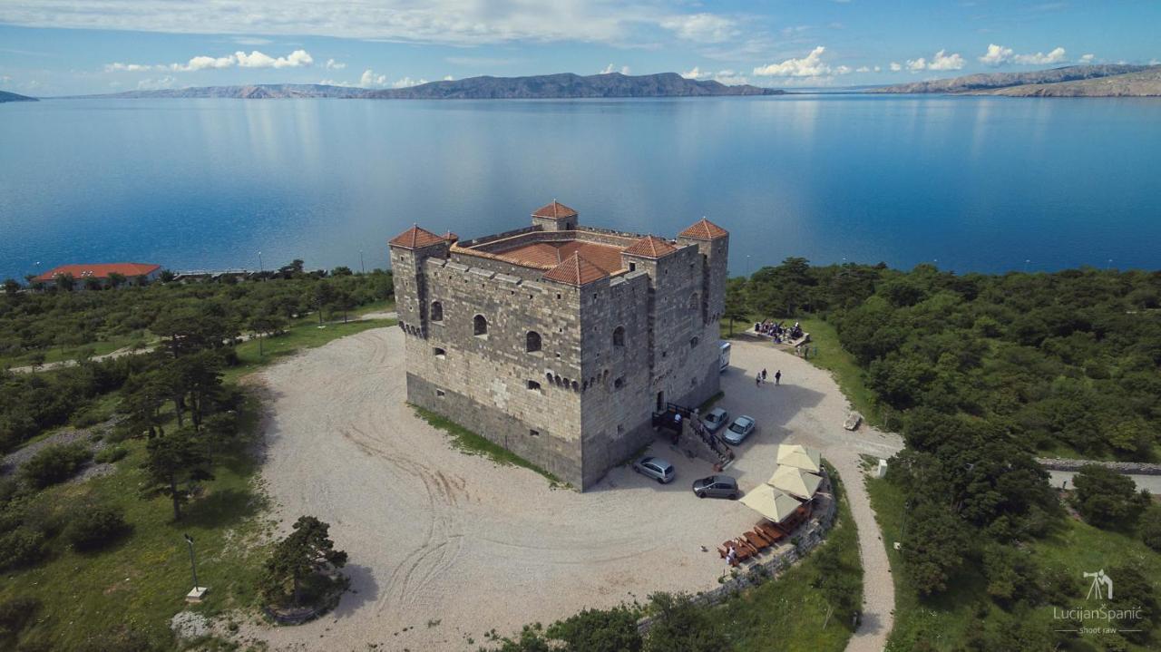 Apartments By The Beach Adela Senj سينج المظهر الخارجي الصورة