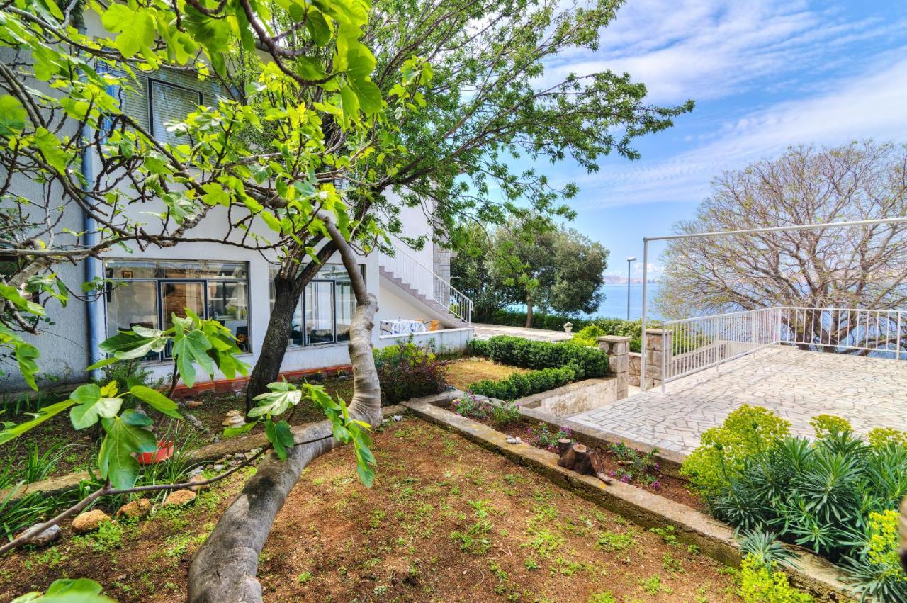 Apartments By The Beach Adela Senj سينج المظهر الخارجي الصورة