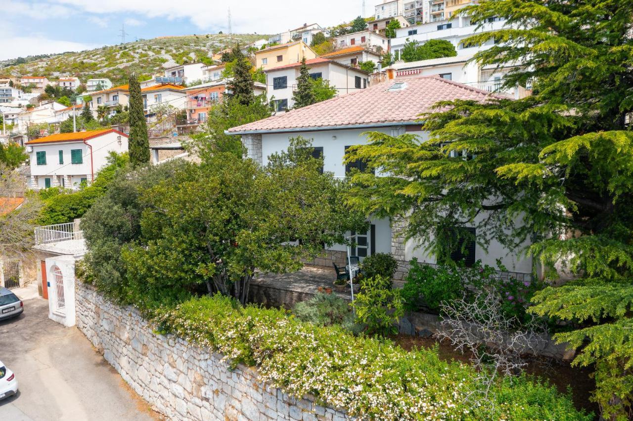 Apartments By The Beach Adela Senj سينج المظهر الخارجي الصورة