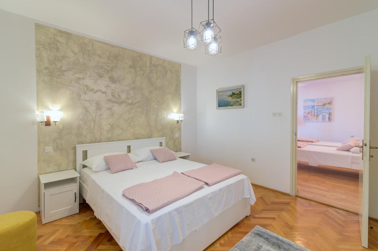 Apartments By The Beach Adela Senj سينج المظهر الخارجي الصورة
