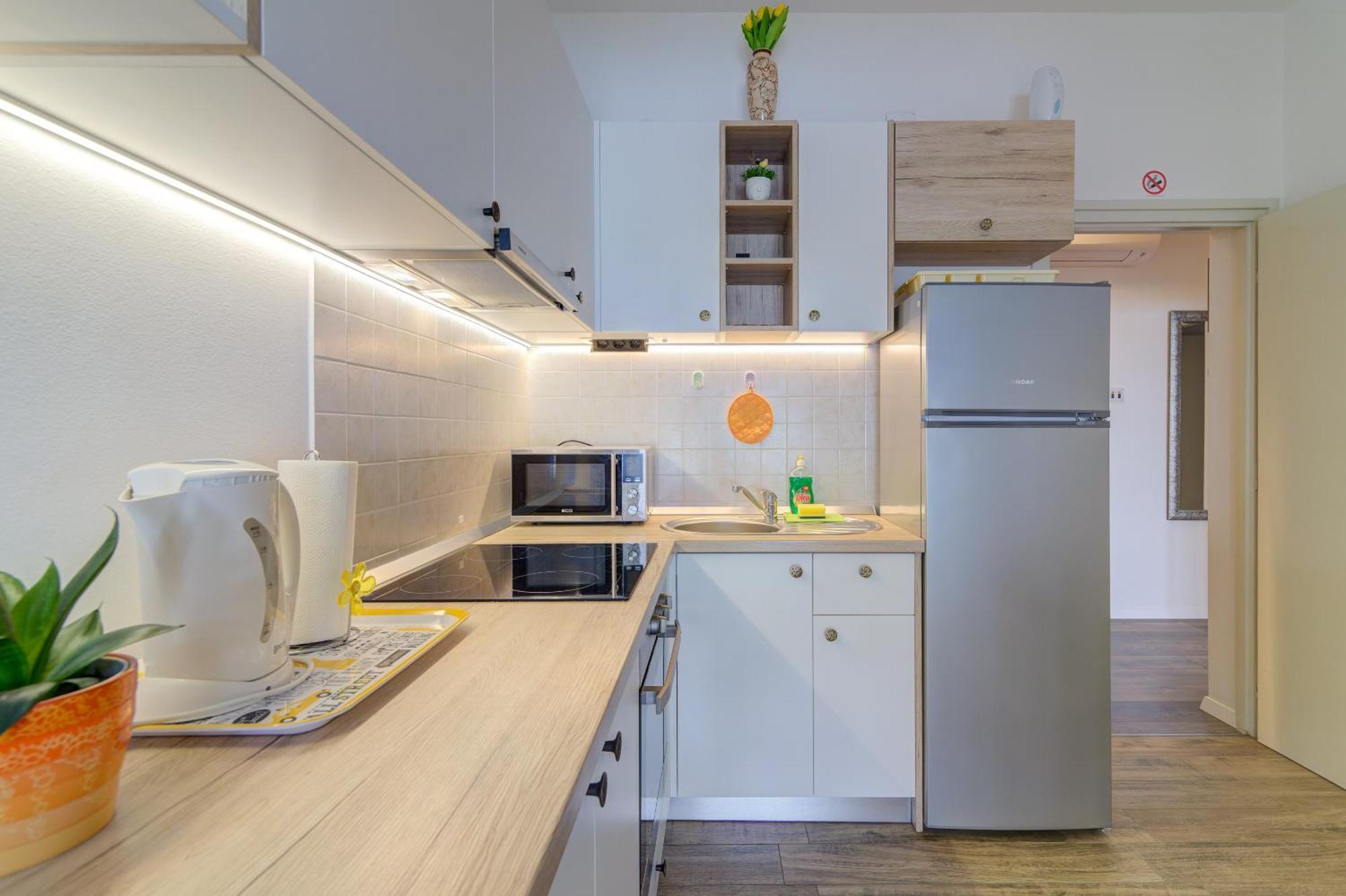 Apartments By The Beach Adela Senj سينج المظهر الخارجي الصورة